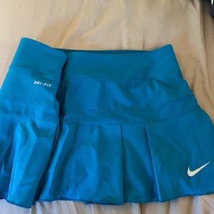 Nike tennis skirt